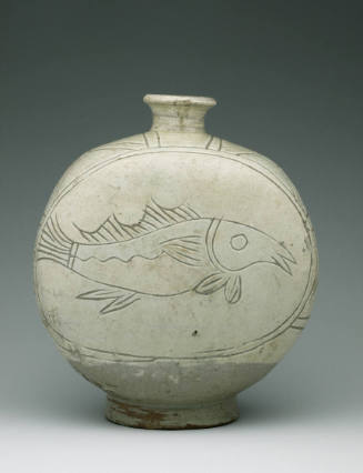 Flask Bottle with Fish Design